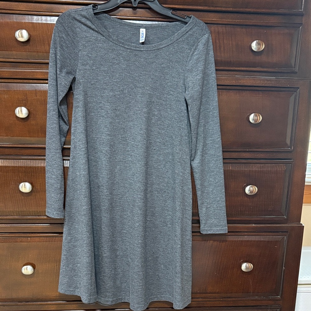 HIMONE XS Dark Gray Tee - Soft Cotton Blend